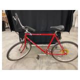 Vintage Schwinn Mesa Runner Menï¿½s Bike