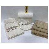 King Sheets, Pendleton Towels Lot
