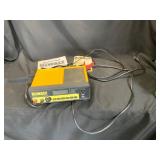 DeWalt DXAEC80 Battery Charger