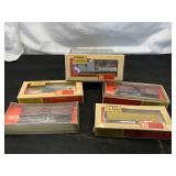5- Train Miniature HO Scale Model Railroad Kits