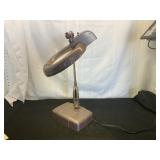 Dazor M-1470R Magnifying Desk Lamp
