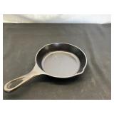 Lodge 7 ï¿½ Cast Iron Fry Pan