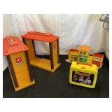 Vintage 1973 Fisher Price Family Village