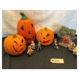 Halloween Decor: Pumpkins, Tree &