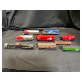 HO Scale Model Train Locomotive & Car