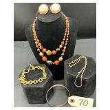 Vintage Fashion Jewelry Lot: Beads &