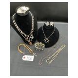 Costume Jewelry Collection, Mixed Lot