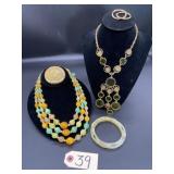 Vintage Monet Gold Brooch & Jewelry Set