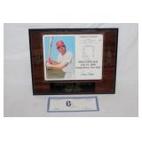 Johnny Bench Autograph with COA on plague