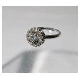 14 kt White Gold Diamond Ring
