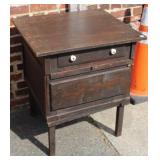 Rare Stanley County Pine Biscuit Table