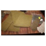 4pc lot; WWII Navy Winter Wool Mittens sz medium,