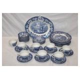 42pcs Lachs of Scotland China, 8 cups, 8 dinner