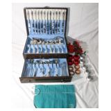 Community Flatware Set approx 113 pieces including