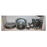 Wilton USA 25pcs Dishware