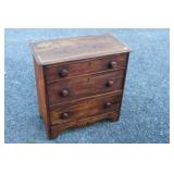 Small Child's three drawer Chest
