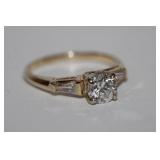 14K YG Diamond Ring that features 1CTW of