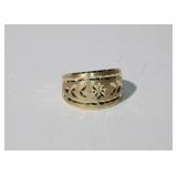 14kt yellow gold bevel cut Ring sz 7.5