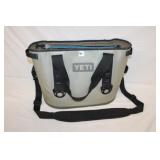 Yeti Cooler Hopper 20 20' x 14' x 10'