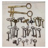 29pc Lot of Skeleton and Clock Keys