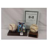 Ken  Griffey Jr w/ event card and w/ certificate
