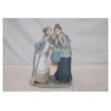 Lladro Porcelain 'The Gossips' 12in tall