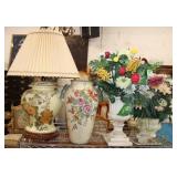 6pc Decor lot; 33' Lamp, 19' Vase, 2 Dried