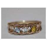 10K Motherï¿½s ring with 3 stones, stones are