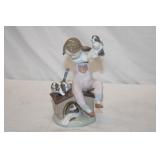 Lladro Porcelain 'Pick of the Litter' 7.5in tall