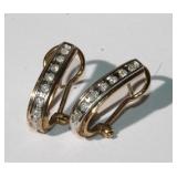 10kt yellow gold diamond Earrings that feature