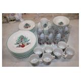 48 Gibson Designs Christmas Memories China