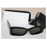 Gucci GG1520S Sunglasses