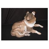 B & G Porcelain #1663 'Sitting Collie' 5.5' tall