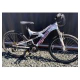 26 INCH MONGOOSE MOUNTAIN BIKE