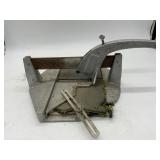 TILE CUTTER