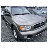 2004 Nissan Pathfinder SE