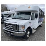 Ford E450 15-PASSENGER BUS