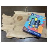 CUTTING BOARD AND 4 PUZZLES