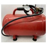 REFILLABLE TRAVEL AIR TANK