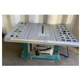 MAKITA TABLE SAW