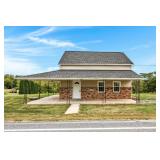 3 BED 1 BATH HOUSE ON .29 ACRE LOT