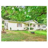 3 Bed 2 Bath House on .61 Acres