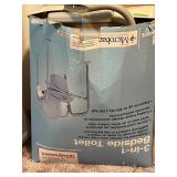 Foldable bedside toilet