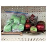 Assorted decorations