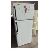 GE Refrigerator