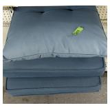 (3) Cushions