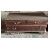 3 drawer chest