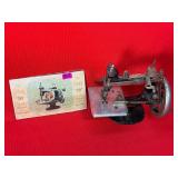 1911 SINGER #20 CHILDS SEWING MACHINE!!