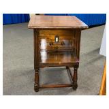 ANTIQUE GM MINI CONSOLE RADIO!!