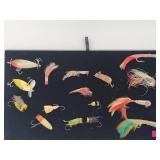 ANTQIUE FISHING LURE LOT!!